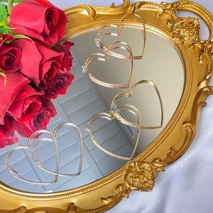 Hoop heart earrings